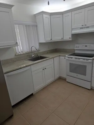 Property Slideshow image 2 of 8 | 3372 perimeter dr # 1122, Greenacres, FL, 33467