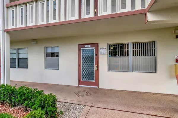 Property Slideshow image 3 of 83 | 339 preston i, Boca Raton, FL, 33434