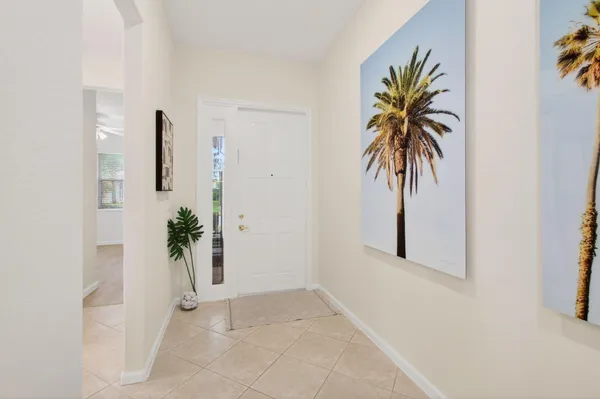 Property Slideshow image 3 of 81 | 2320 sapphire cir, West Palm Beach, FL, 33411