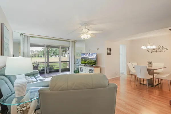 Property Slideshow image 3 of 34 | 3755 via poinciana apt 106, Lake Worth, FL, 33467