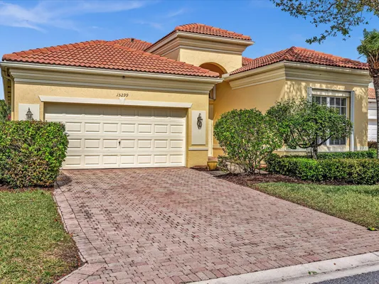 Property Slideshow image 3 of 85 | 15299 fiorenza cir, Delray Beach, FL, 33446