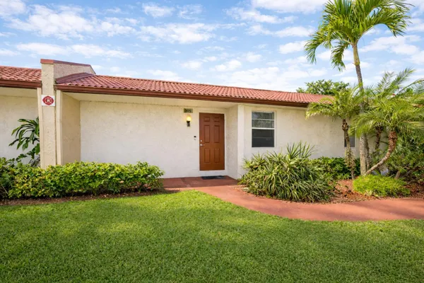 Property Slideshow image 2 of 40 | 105 lake irene dr, West Palm Beach, FL, 33411