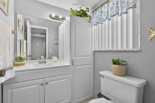 Property Slideshow image 3 of 59 | 12020 w greenway dr apt 102, Royal Palm Beach, FL, 33411