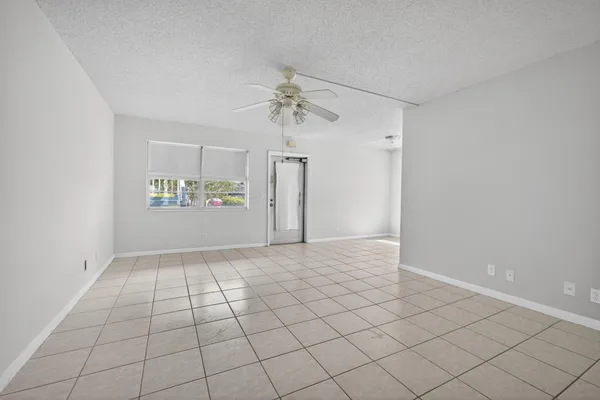 Property Slideshow image 2 of 37 | 93 dorchester e unit e, West Palm Beach, FL, 33417