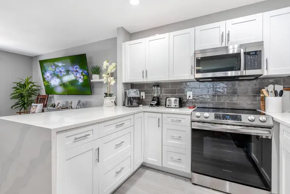 Property Slideshow image 2 of 20 | 191 seville h h, Delray Beach, FL, 33446