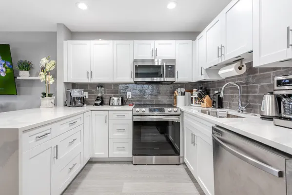 Property Slideshow image 3 of 20 | 191 seville h h, Delray Beach, FL, 33446