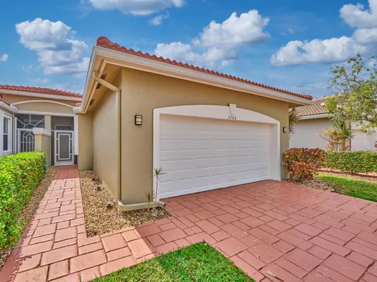 Property Slideshow image 3 of 74 | 5786 island reach ln, Boynton Beach, FL, 33437