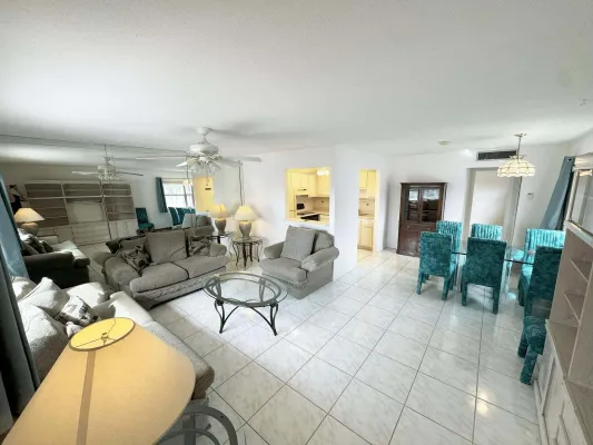 Property Slideshow image 2 of 33 | 379 saxony h, Delray Beach, FL, 33446