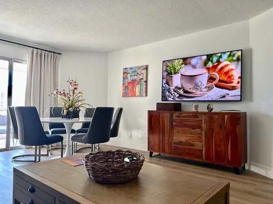 Property Slideshow image 3 of 22 | 3597 birdie dr 203, Lake Worth, FL, 33467