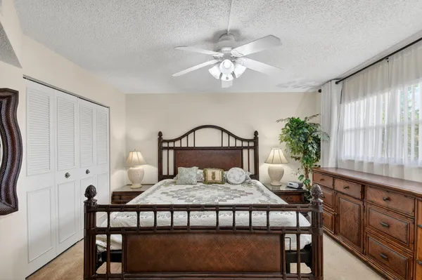 Property Slideshow image 3 of 49 | 3524 via poinciana 303, Greenacres, FL, 33467