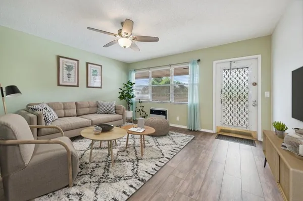 Property Slideshow image 2 of 15 | 98 ventnor e 98, Deerfield Beach, FL, 33442