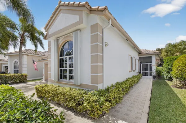 Property Slideshow image 3 of 104 | 11893 fountainside cir, Boynton Beach, FL, 33437