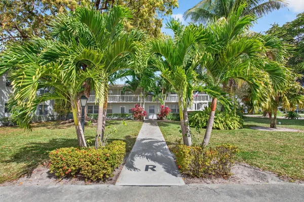 Property Slideshow image 2 of 123 | 247 ventnor r r, Deerfield Beach, FL, 33442