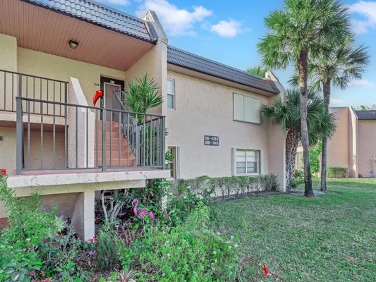 Property Slideshow image 3 of 42 | 130 lake constance dr, West Palm Beach, FL, 33411