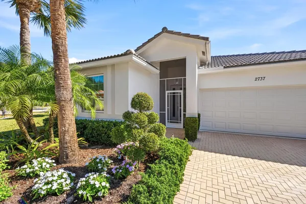 Property Slideshow image 2 of 35 | 2737 clipper cir, West Palm Beach, FL, 33411