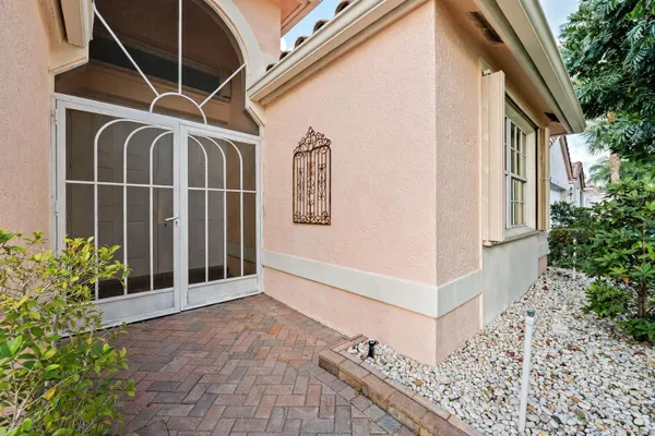 Property Slideshow image 3 of 33 | 5327 wycombe ave, Boynton Beach, FL, 33437