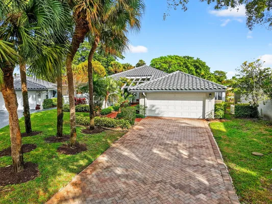 Property Slideshow image 2 of 107 | 35 glens dr, Boynton Beach, FL, 33436
