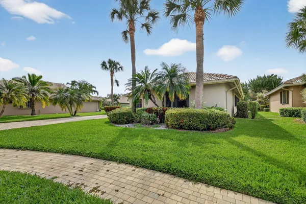 Property Slideshow image 2 of 52 | 8046 via grande, Boynton Beach, FL, 33437