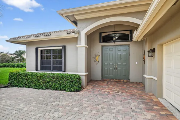 Property Slideshow image 3 of 52 | 8046 via grande, Boynton Beach, FL, 33437