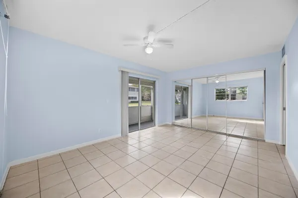 Property Slideshow image 3 of 34 | 35 sussex b b, West Palm Beach, FL, 33417