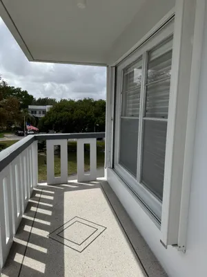 Property Slideshow image 3 of 28 | 301 wellington f f, West Palm Beach, FL, 33417