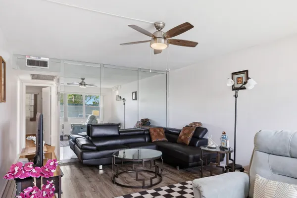 Property Slideshow image 3 of 16 | 231 ventnor q q, Deerfield Beach, FL, 33442