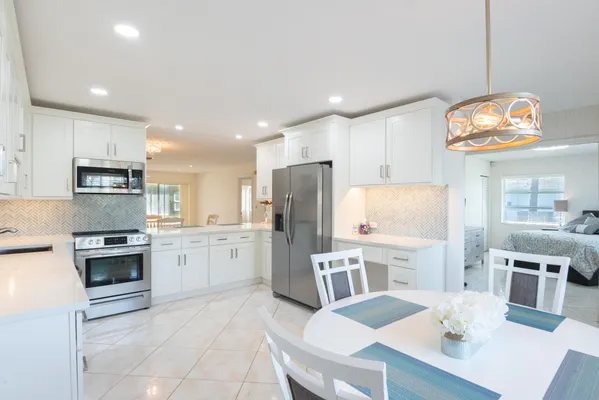 Property Slideshow image 3 of 14 | 5160 petal pl d, Delray Beach, FL, 33484