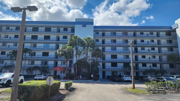 Property Slideshow image 2 of 23 | 7770 tahiti ln 306, Lake Worth, FL, 33467