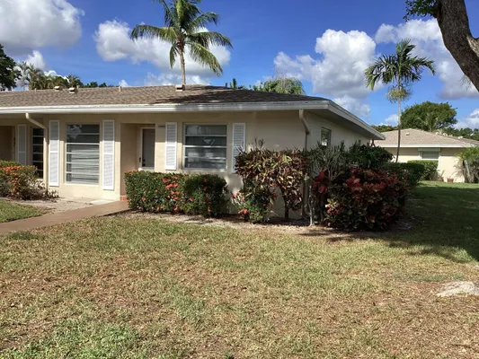 Property Slideshow image 3 of 31 | 20860 covington dr 1410, Boca Raton, FL, 33433