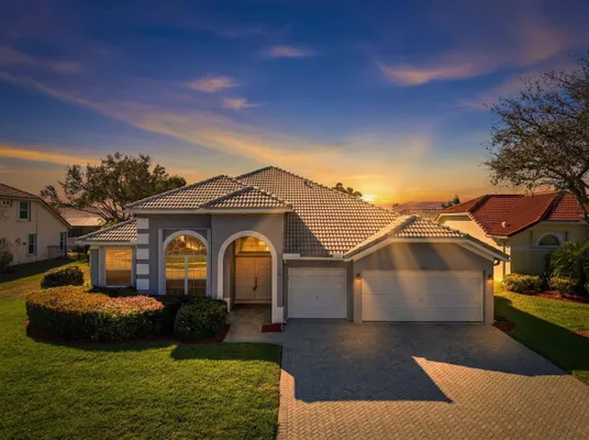 Property Slideshow image 2 of 62 | 7123 brunswick cir, Boynton Beach, FL, 33472