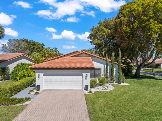 Property Slideshow image 2 of 59 | 5545 lakeview mews ter, Boynton Beach, FL, 33437