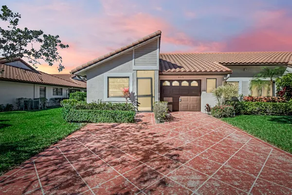 Property Slideshow image 2 of 64 | 6235 kings gate cir, Delray Beach, FL, 33484