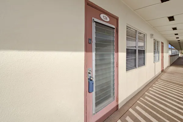 Property Slideshow image 3 of 41 | 124 preston c c, Boca Raton, FL, 33434