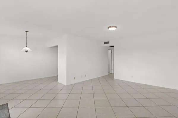 Property Slideshow image 3 of 42 | 124 preston c c, Boca Raton, FL, 33434