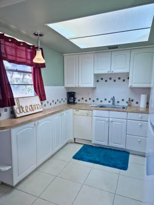 Property Slideshow image 3 of 34 | 2929 se ocean blvd 116-5, Stuart, FL, 34996