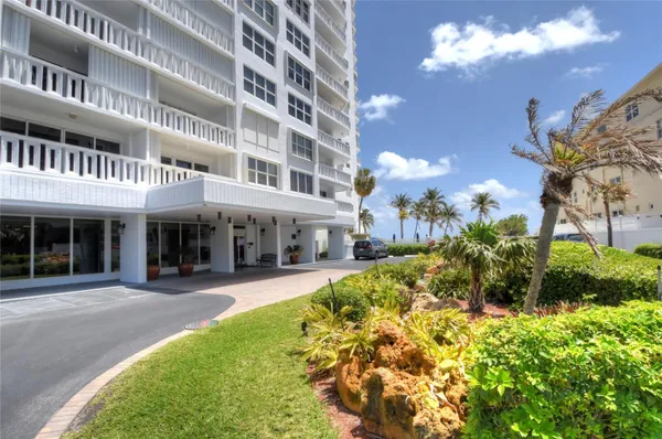 Property Slideshow image 3 of 56 | 1012 n ocean blvd apt 204, Pompano Beach, FL, 33062