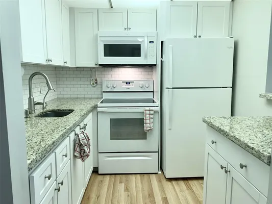 Property Slideshow image 2 of 43 | 16 newport a # 16a, Deerfield Beach, FL, 33442