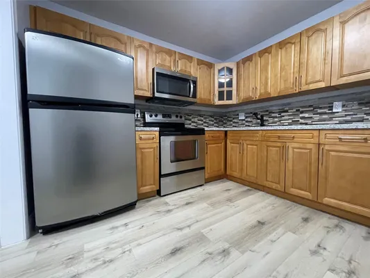 Property Slideshow image 2 of 23 | 4750 nw 22nd ct 110, Lauderhill, FL, 33313