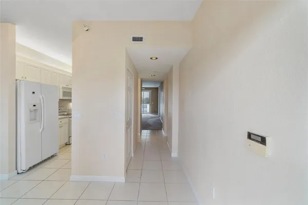 Property Slideshow image 3 of 19 | 7611 southampton ter apt 405a, Tamarac, FL, 33321