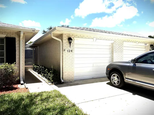 Property Slideshow image 2 of 37 | 10119 42nd ter s # 129, Boynton Beach, FL, 33436