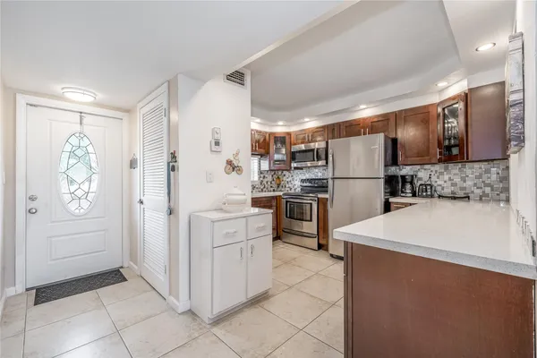 Property Slideshow image 2 of 23 | 411 s hollybrook dr apt 203, Pembroke Pines, FL, 33025