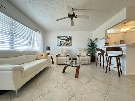 Property Slideshow image 2 of 66 | 4108 cambridge e # 4108, Deerfield Beach, FL, 33442