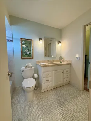 Property Slideshow image 3 of 20 | 2800 nw 47th ter 403b, Lauderdale Lakes, FL, 33313