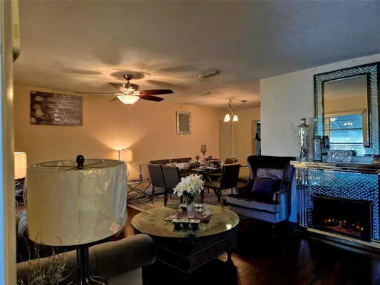 Property Slideshow image 3 of 42 | 1390 nw 70th ln, Margate, FL, 33063