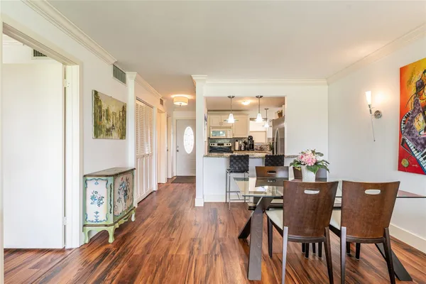 Property Slideshow image 3 of 56 | 8900 washington blvd 106a, Pembroke Pines, FL, 33025