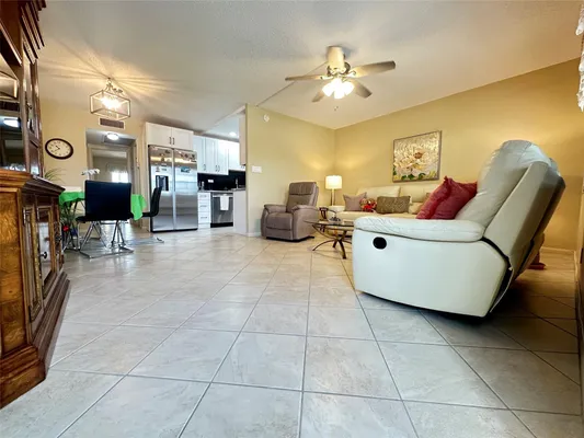 Property Slideshow image 2 of 68 | 4012 newport g # 4012, Deerfield Beach, FL, 33442