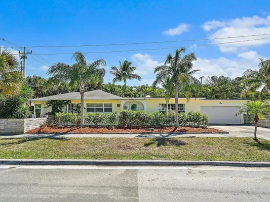 Property Slideshow image 2 of 27 | 400 45th st, West Palm Beach, FL, 33407