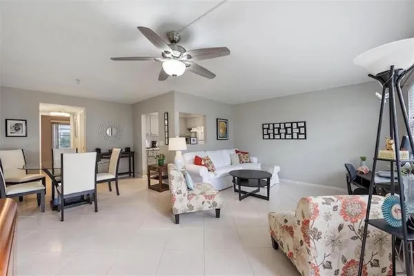 Property Slideshow image 3 of 27 | 194 newport l # 194, Deerfield Beach, FL, 33442