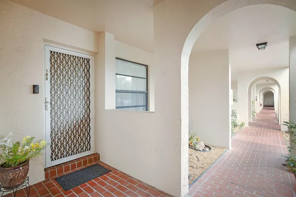 Property Slideshow image 3 of 33 | 3485 environ blvd c106, Lauderhill, FL, 33319