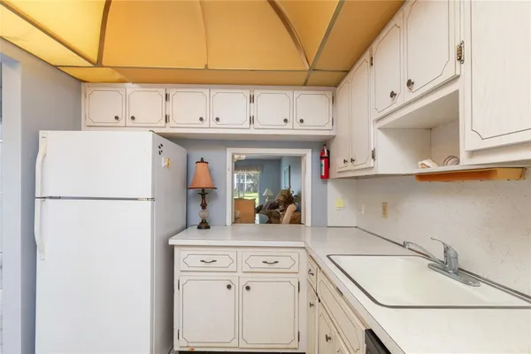 Property Slideshow image 3 of 27 | 2731 ne 14th street cswy 121, Pompano Beach, FL, 33062